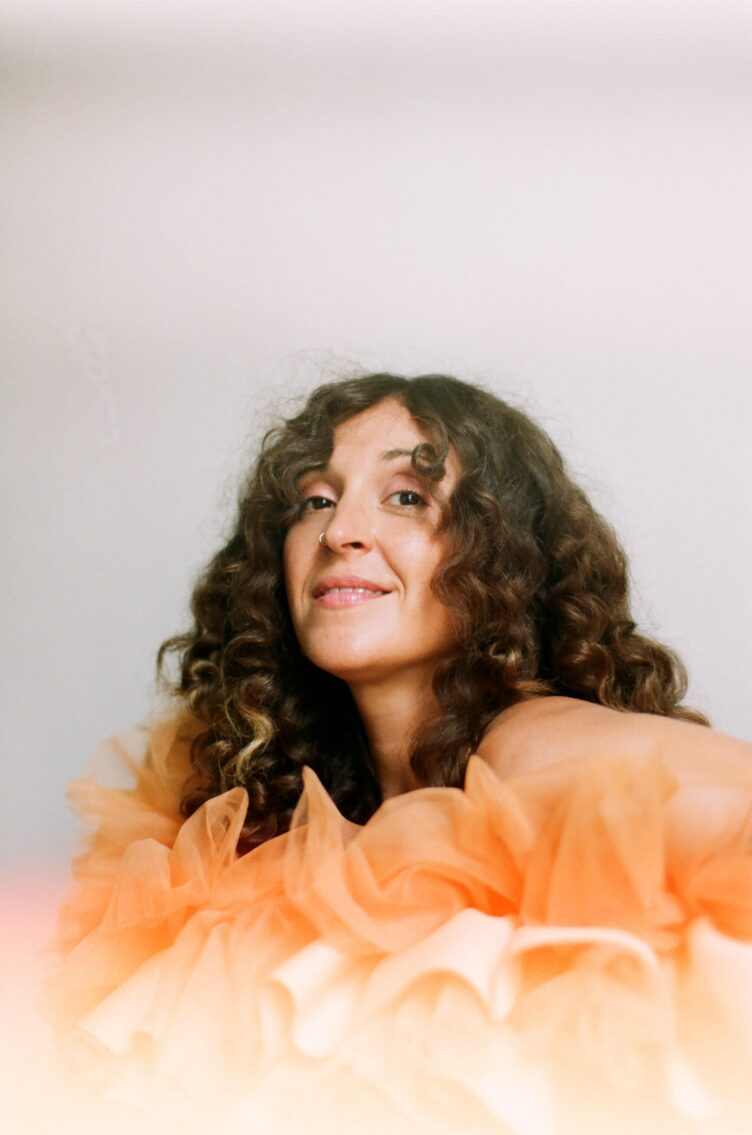 Human Ruffles Help Musicians | Samantha Lindo -
